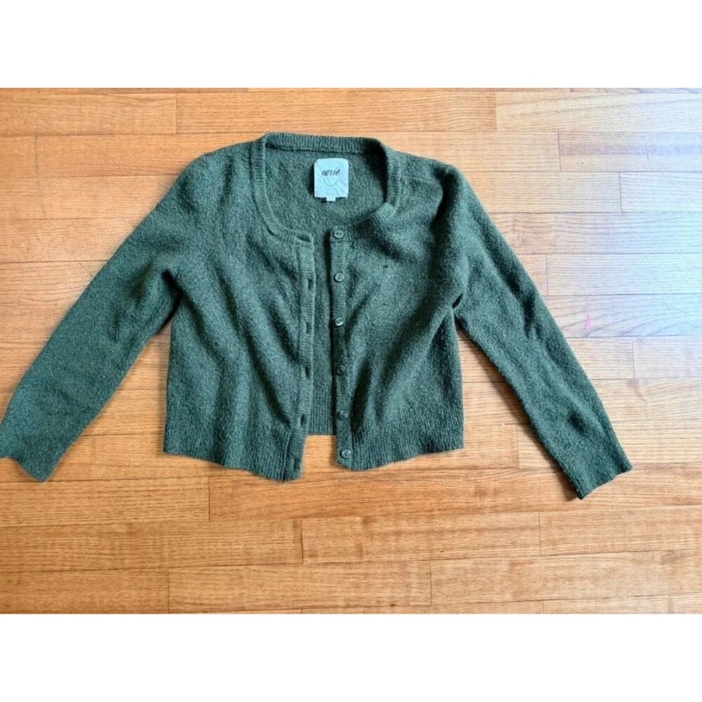 Aerie Alpaca Wool Fuzzy Cropped Cardigan Sweater XS Olive Green Button Front